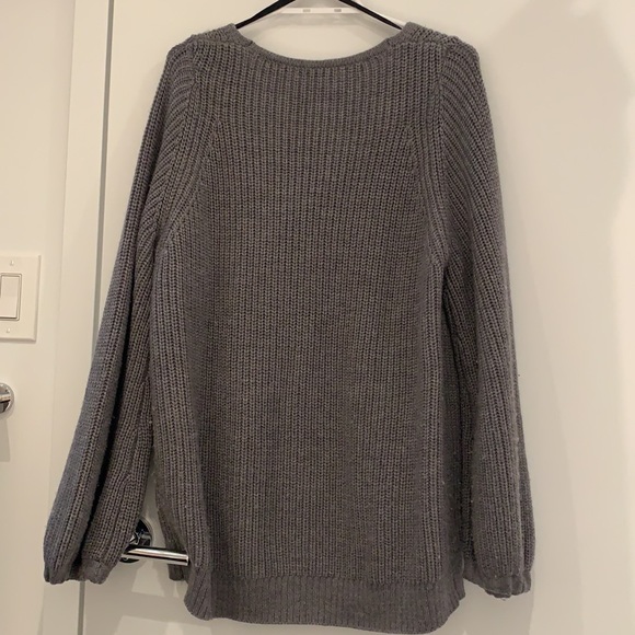 Babaton v neck sweater - Picture 4 of 6